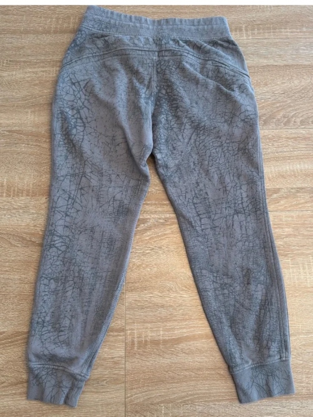 LULULEMON Warm Down Jogger 7/8 LengthTo Dye For Tye Dye Women’s Size 8 - Picture 6 of 8